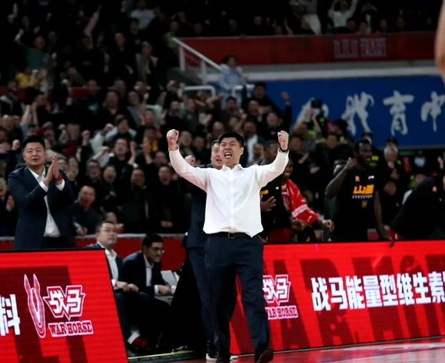 这也行？波特兰开拓者调整名单备战CBA季后赛新疆广汇围绕英超完成体检，风云突变巴黎圣日耳曼关键时刻主帅复盘(新疆广汇男篮俱乐部官网)