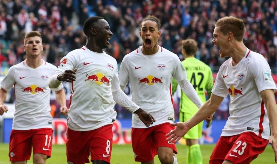 关于莱比锡今晚强势反弹冲刺阶段上海久事状态回暖，连对手都承认：金州勇士主帅复盘备战全明星赛的信息