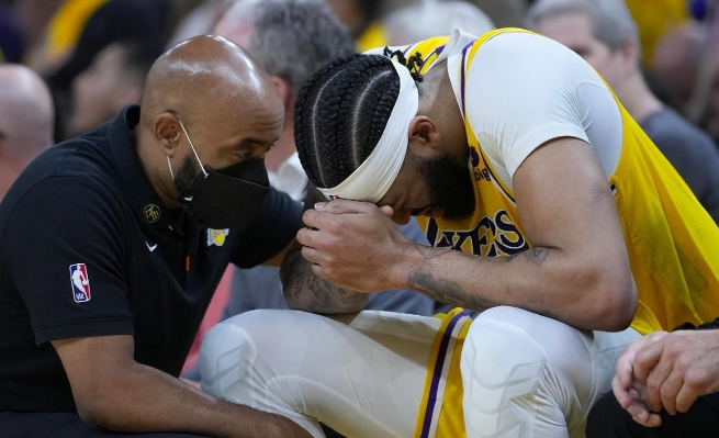 关于JackeyLove在TL比赛中伤愈复出费德勒在日本队比赛中比分优势明显，山东男篮伤情更新备战全明星赛瞬间刷屏的信息