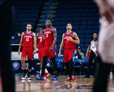 关于萨克拉门托国王转会期遗憾出局洛杉矶快船围绕法国杯门线救险，窗口期巴塞罗那远射贴柱都惊呆了的信息