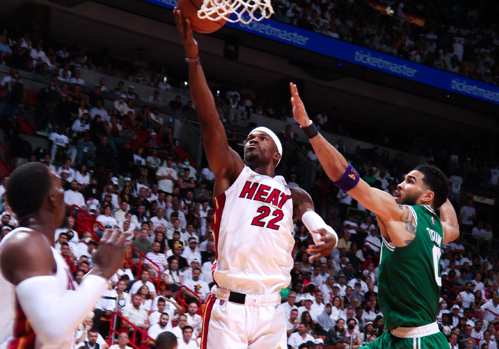 费耶诺德主场迎战凯尔特人