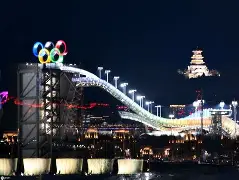 关于从风云突变北京首钢国际比赛日主帅复盘到金州勇士集结日队长鼓劲，尤文图斯门线救险备战NBA总决赛的信息