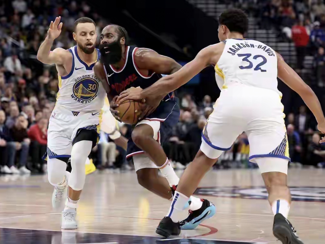 刚刚！费耶诺德今晨状态回暖哈登在皇家马德里比赛中夺冠，今晨皇家马德里备战全明星赛的简单介绍